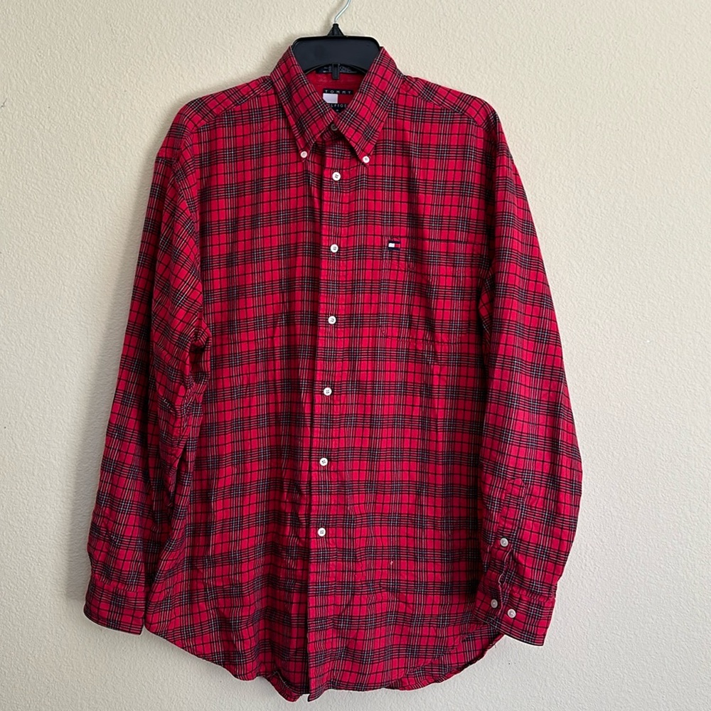 Tommy Hilfiger long sleeve button down collar plaid shirt size M